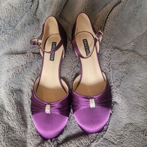 Elegant Purple Satin Heels with Rhinestone Detail